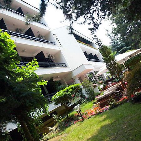 Hotel Pela Ohrid Exterior photo