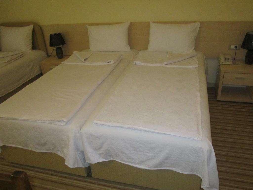 Hotel Pela Ohrid Room photo